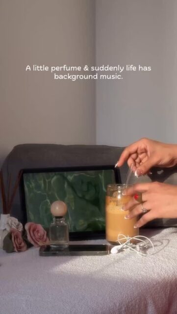 Iced coffee. Good music. The right perfume.
.
.
.
.
.
#perfume #explore #fyp #fragrance #itgirl 
(perfume, artisan perfume, vibe, scent, music, bgm)